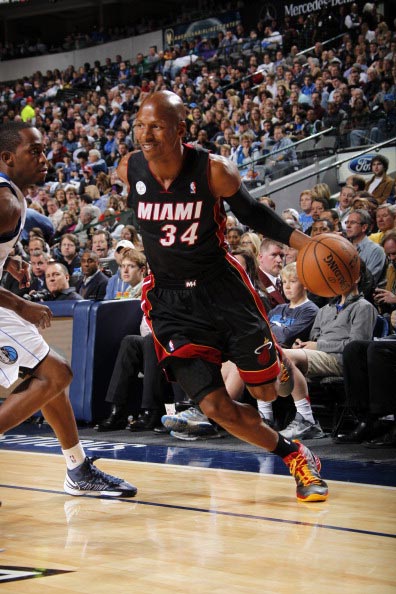 激烈赛季中 激烈赛季中