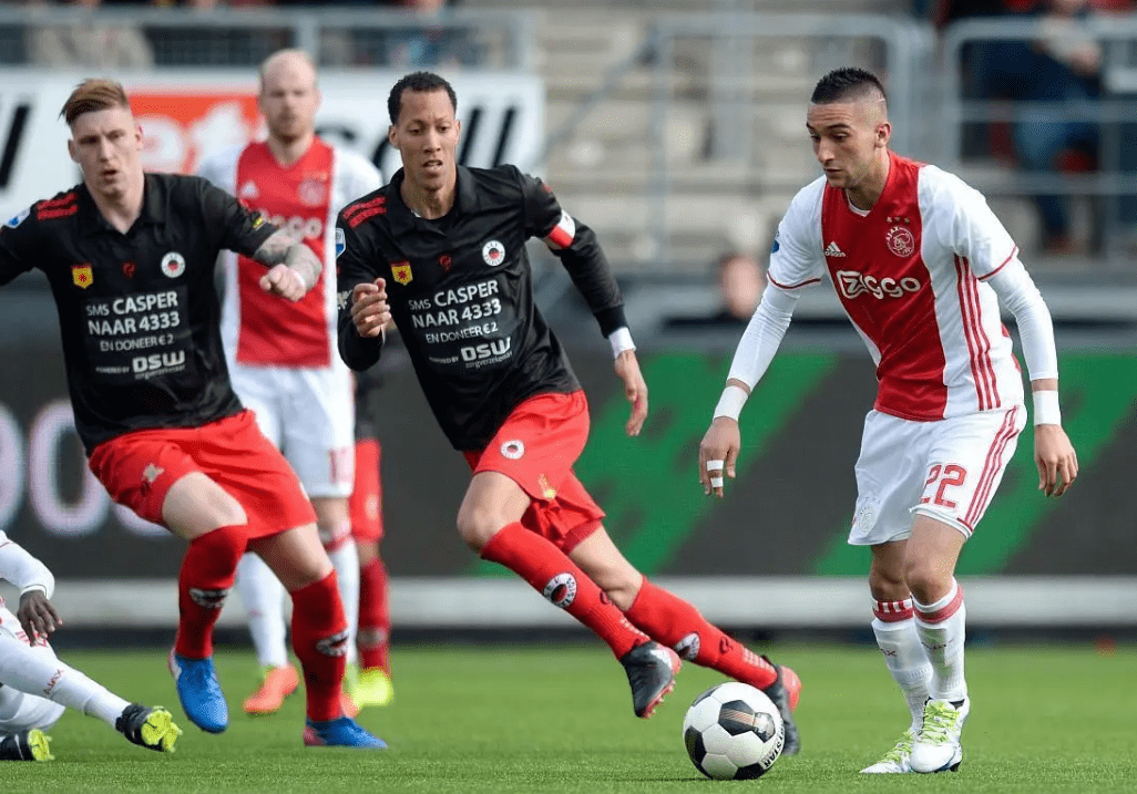 士的进攻 士的进攻