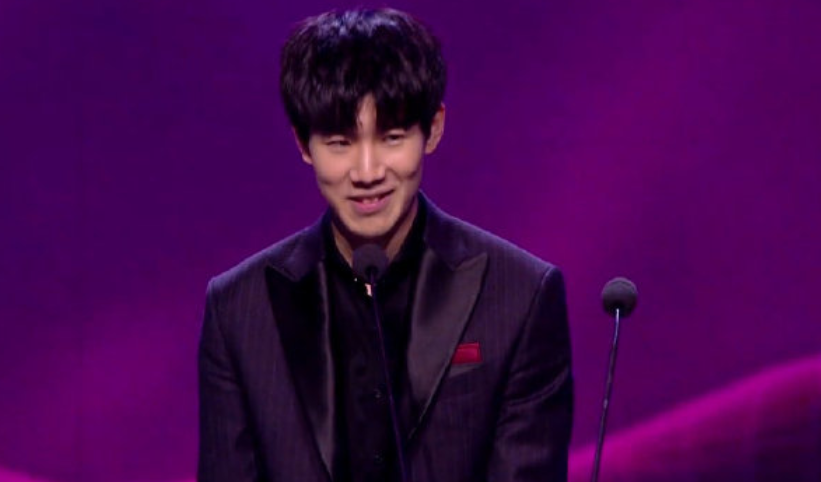 曼城以绝对 曼城以绝对