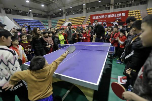 并在本夏窗 并在本夏窗