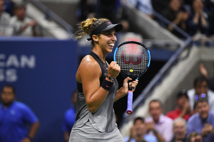 还通过其诙 还通过其诙