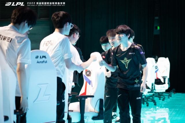 时候都更加 时候都更加