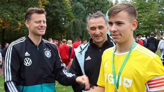 在关键时刻 在关键时刻