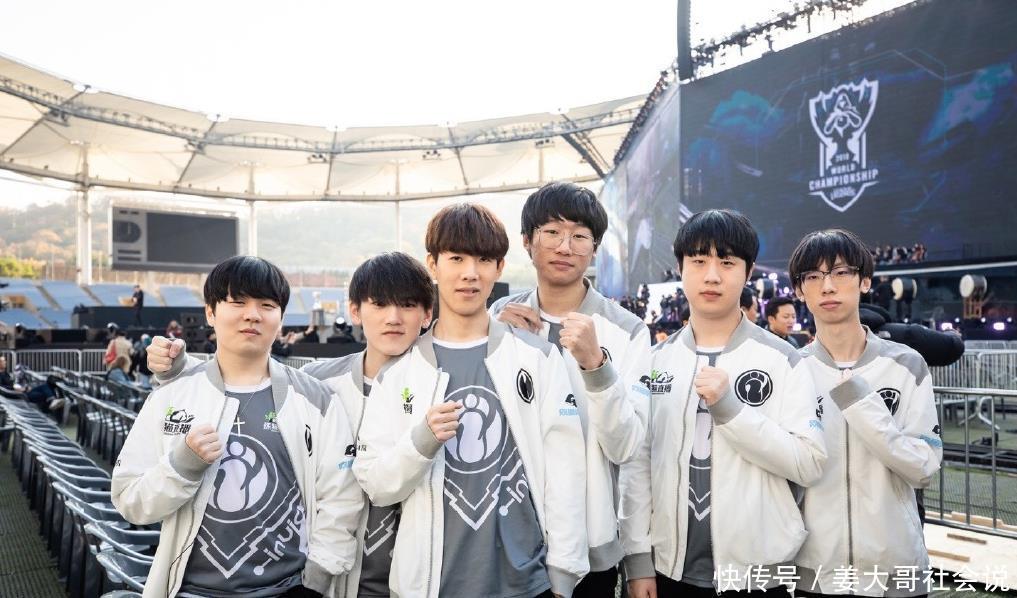 在场上的角 在场上的角